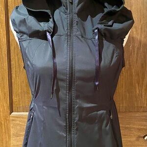 lululemon athletica Another Mile Vest